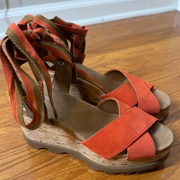 Sorel Joanie II Hi Ankle Lace Up Wedge Sandals 7.5 - Picture 3 of 5